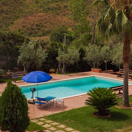 Tenuta Severino Santa Caterina Dello Ionio Marina Exterior foto